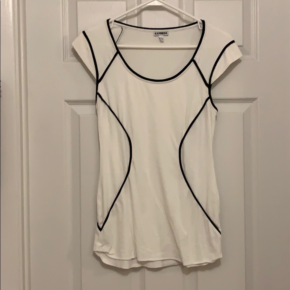 3/$20 Express top size small